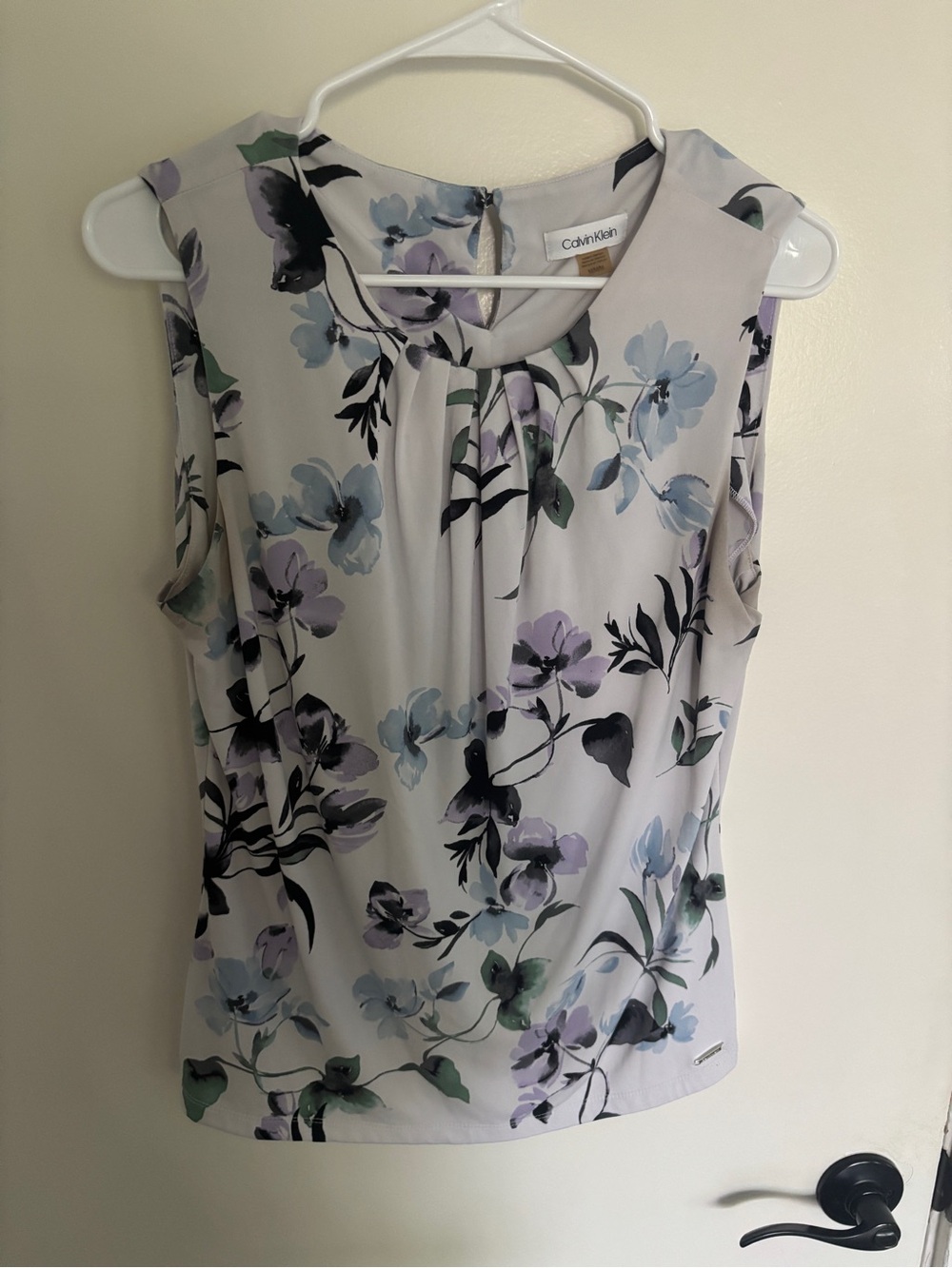 Calvin Klein Lavender Floral Sleeveless Top